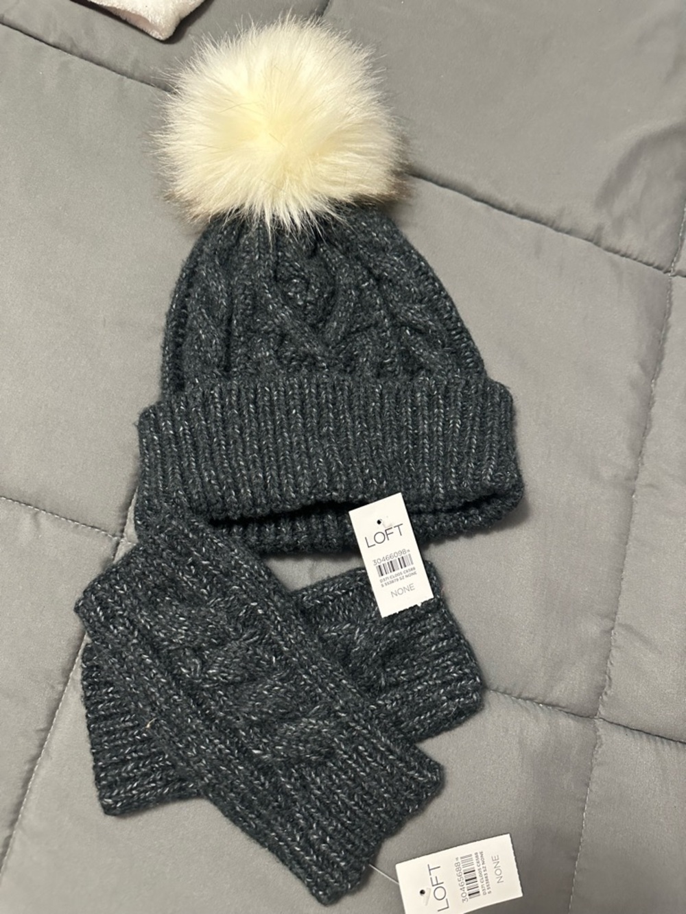 NWT LOFT Charcoal Cable-Knit Beanie with Pom and Matching Gloves